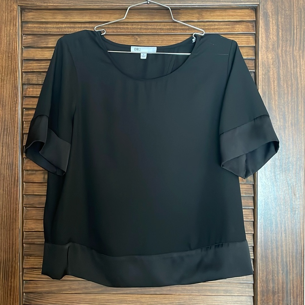 DR2 medium blouse sheer and satin vibes cute cut-out on back. UEC